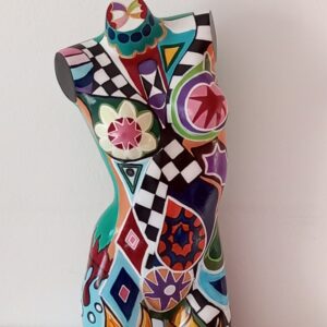 Display Bust Carnival Geometry
